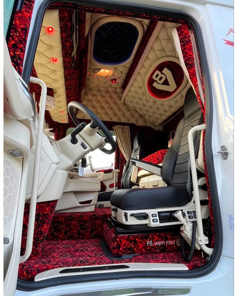 Scania R770 V8 NGS Special Interior. Only 110000 km. Air/ Air suspensiom. Hydr, system. - Cabeza tractora: foto 5 Scania R770 V8 NGS Special Interior. Only 110000 km. Air/ Air suspensiom. Hydr, system. - Cabeza tractora: foto 5