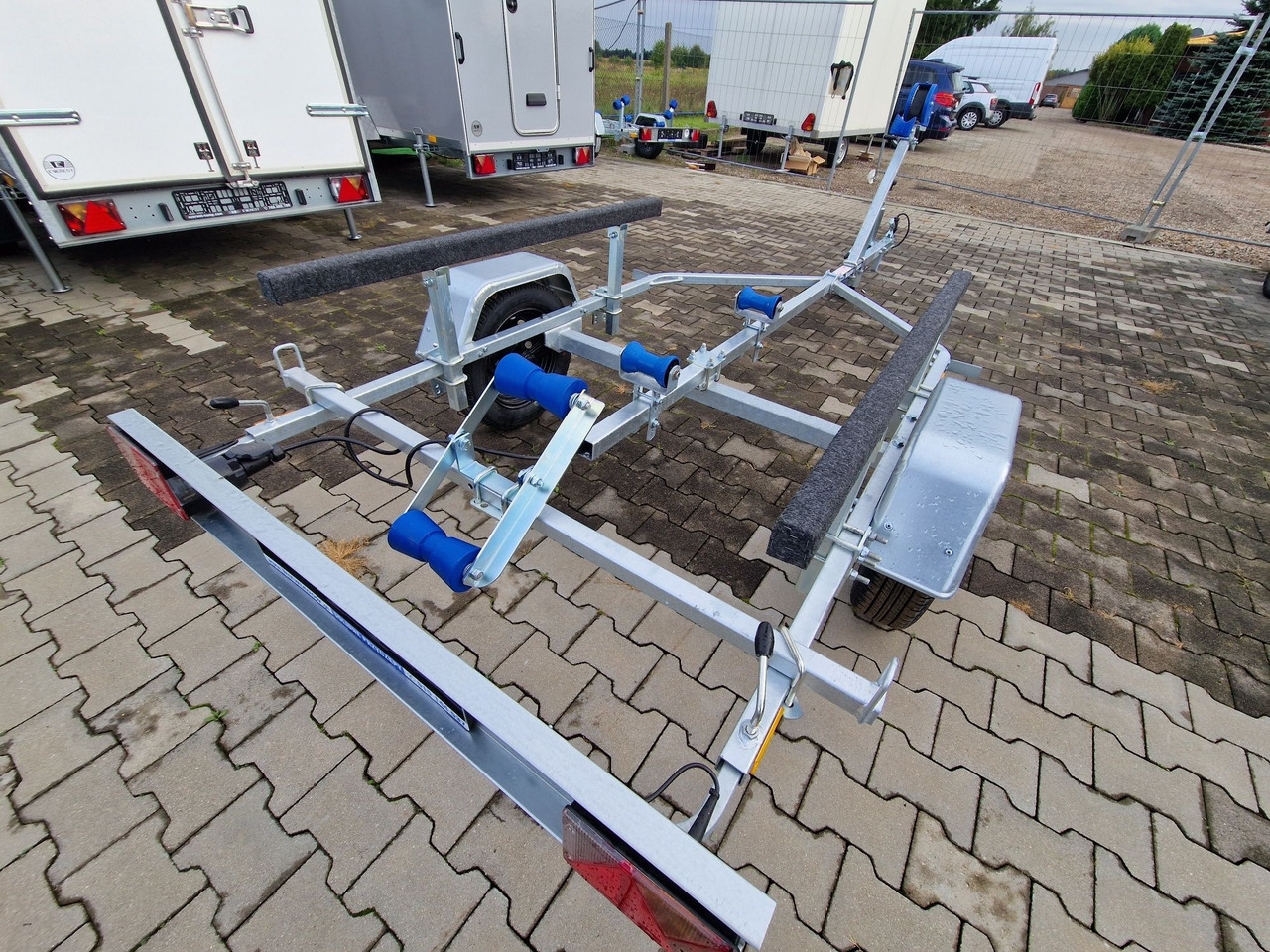 Nowa Przyczepa Podłodziowa ponton łódź 350 - 550cm Niewiadów P400 P415 - Remolque portavehículos: foto 4 Nowa Przyczepa Podłodziowa ponton łódź 350 - 550cm Niewiadów P400 P415 - Remolque portavehículos: foto 4