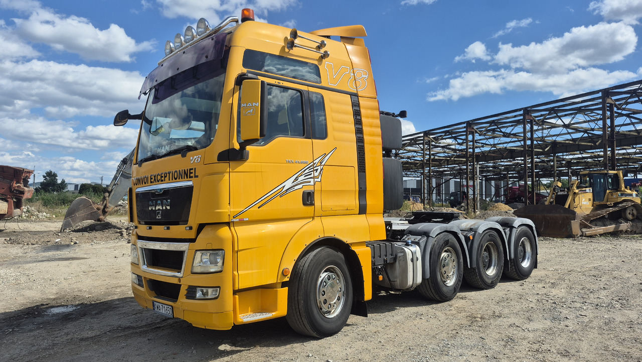 MAN TGX 41.680 - Cabeza tractora: foto 2 MAN TGX 41.680 - Cabeza tractora: foto 2