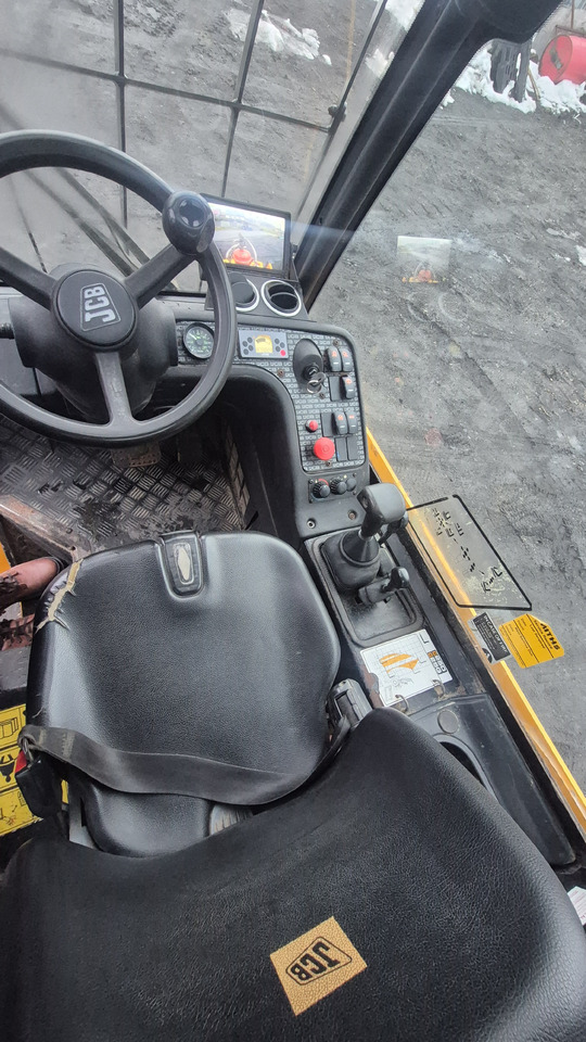 Carretilla elevadora diésel JCB TLT35D 2WD WM: foto 13 Carretilla elevadora diésel JCB TLT35D 2WD WM: foto 13