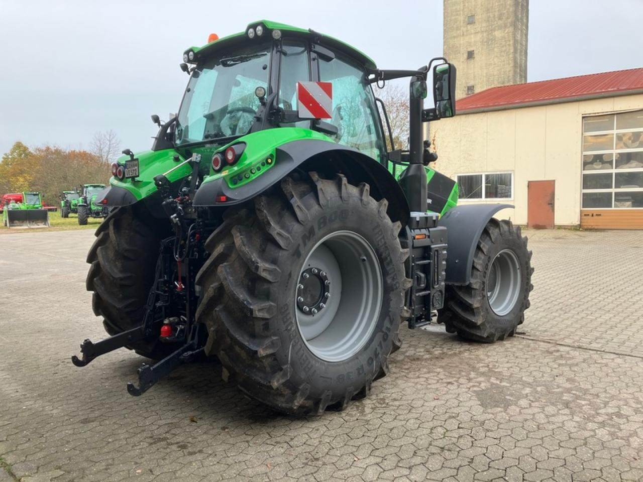 Deutz-Fahr 6230 TTV SONDERPREIS - Tractor: foto 4 Deutz-Fahr 6230 TTV SONDERPREIS - Tractor: foto 4