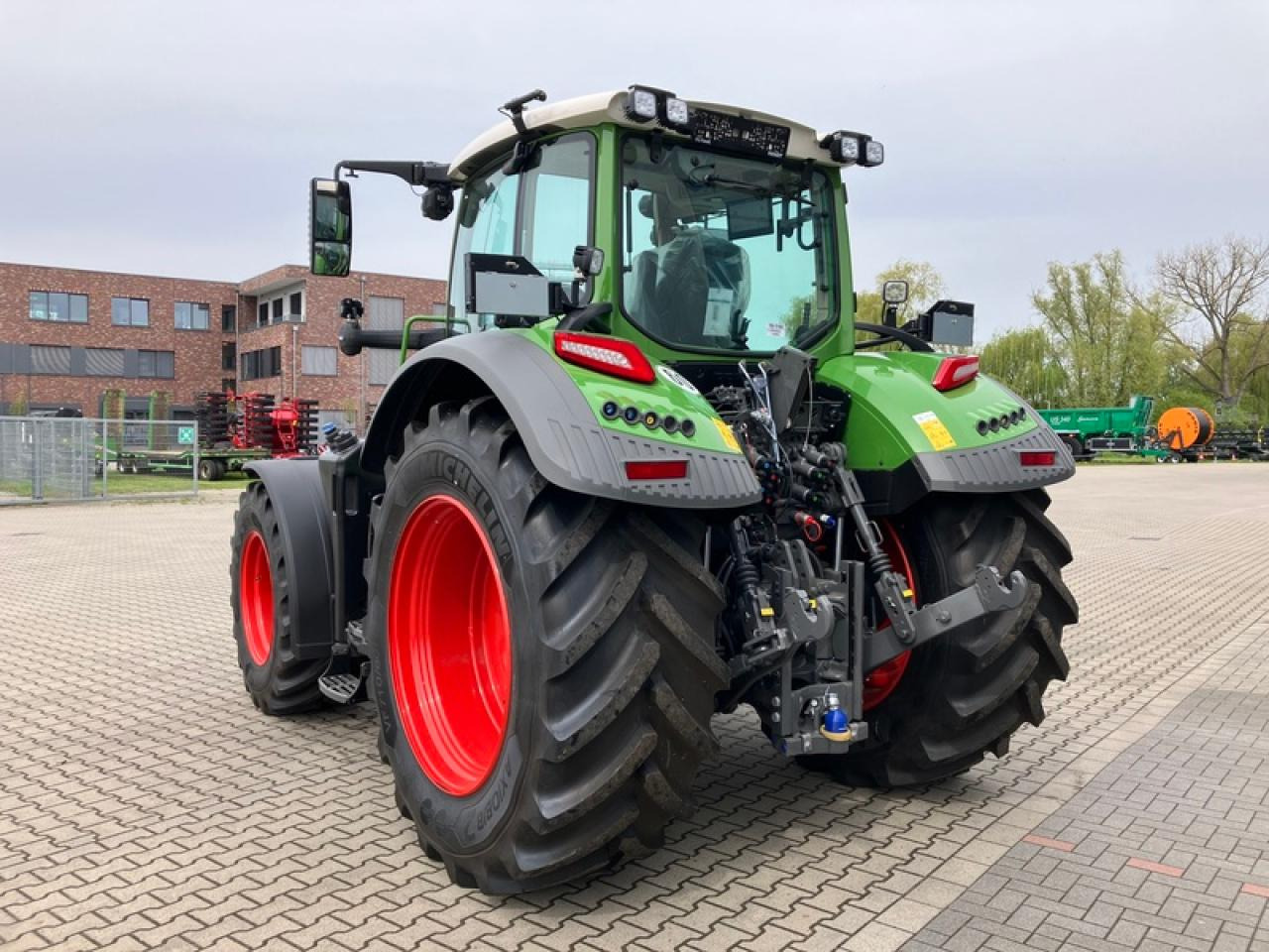 Fendt VARIO726 GEN 7 PROFI PLUS SET 2 - Tractor: foto 3 Fendt VARIO726 GEN 7 PROFI PLUS SET 2 - Tractor: foto 3