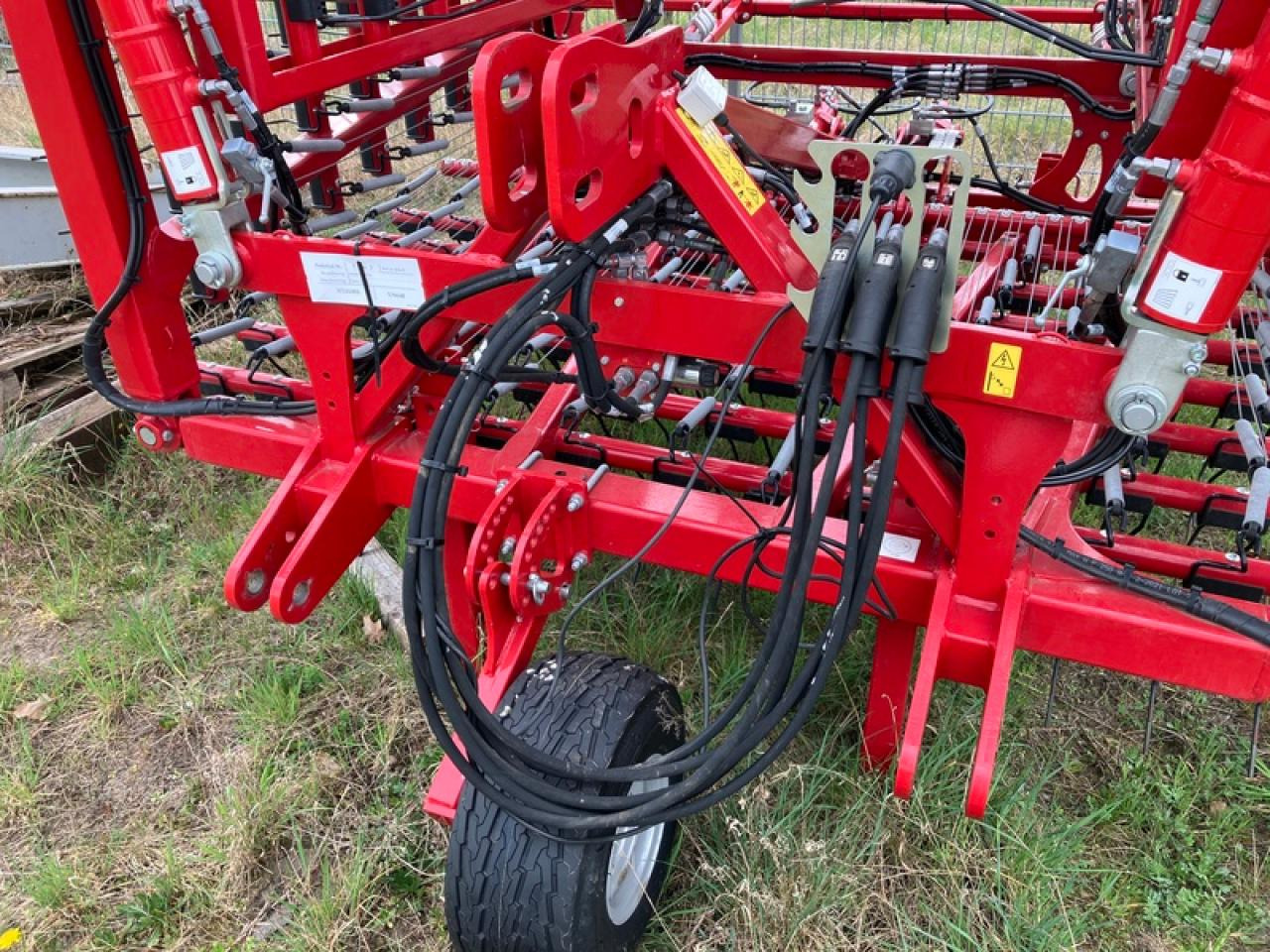 Horsch CURA 12 ST - Equipo para trabajo del suelo: foto 4 Horsch CURA 12 ST - Equipo para trabajo del suelo: foto 4
