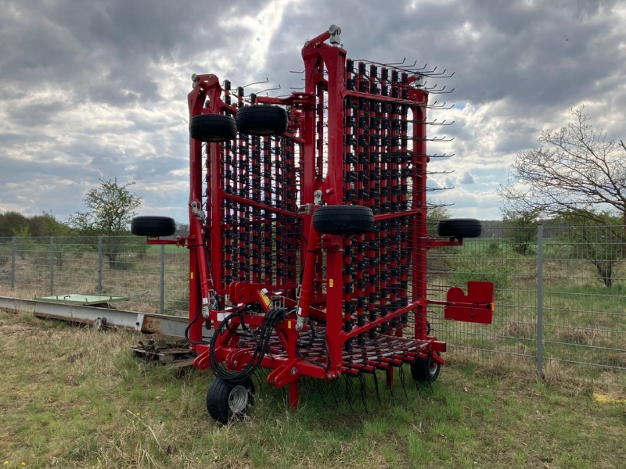 Horsch CURA 12 ST - Equipo para trabajo del suelo: foto 1 Horsch CURA 12 ST - Equipo para trabajo del suelo: foto 1