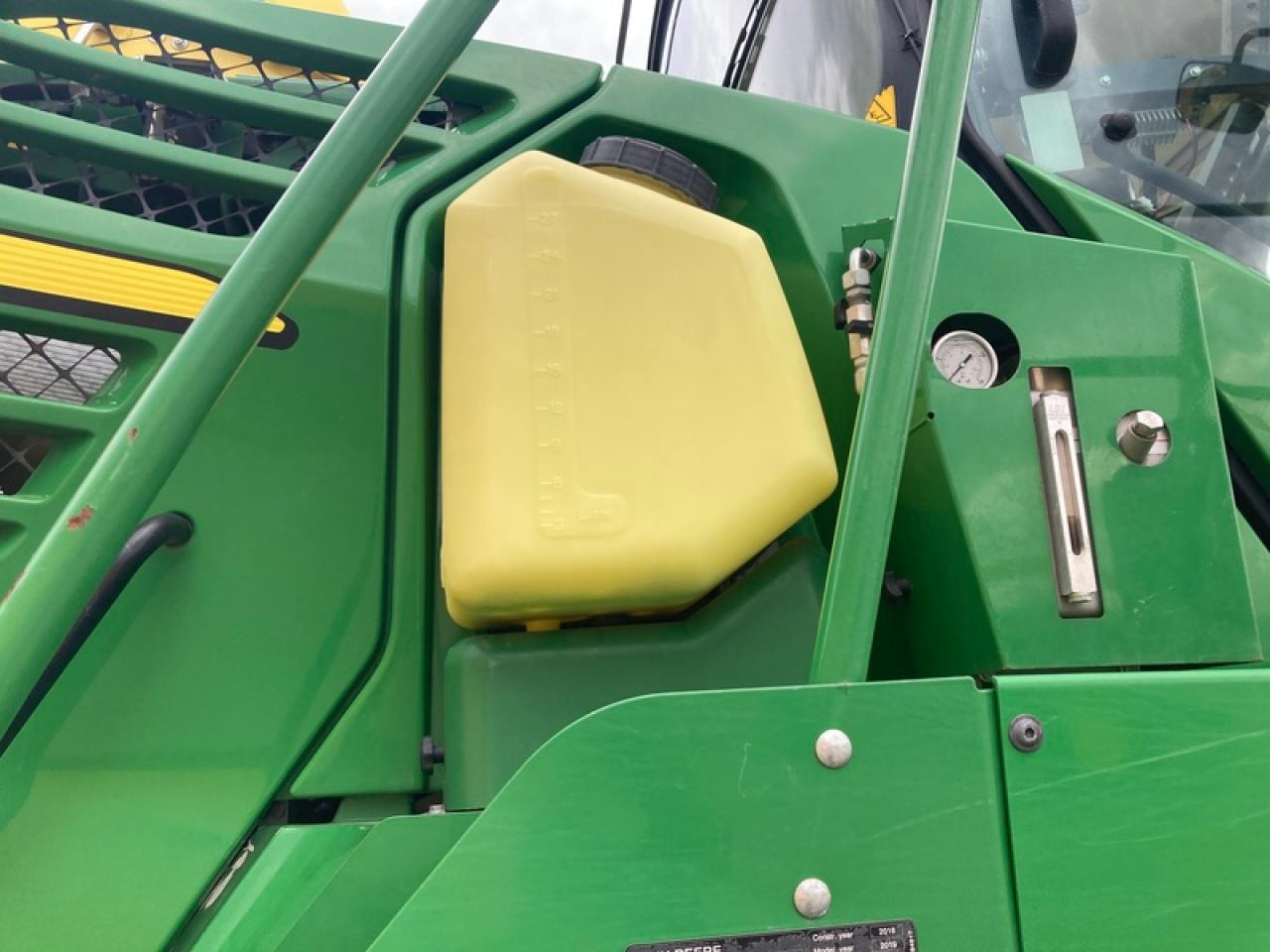 John Deere 8600 I - Cosechadora de forraje: foto 5 John Deere 8600 I - Cosechadora de forraje: foto 5