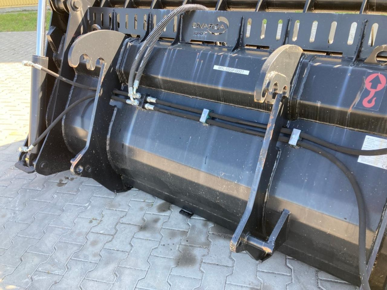 LSB SILAGEGREIFSCHAUFEL AKTION - Cazo cargador: foto 5 LSB SILAGEGREIFSCHAUFEL AKTION - Cazo cargador: foto 5