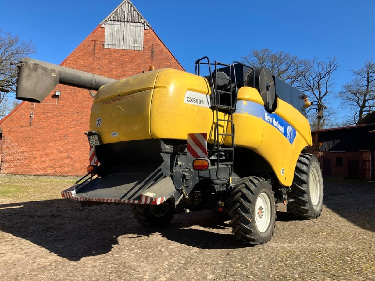 New Holland CX 8090 ALLRAD - Cosechadora de granos: foto 4 New Holland CX 8090 ALLRAD - Cosechadora de granos: foto 4