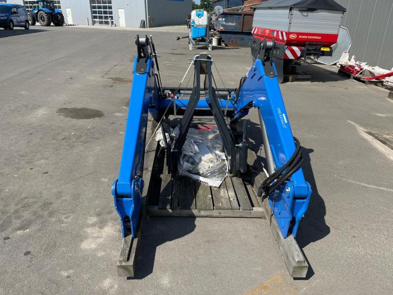 Stoll FRONTLADERSCHWINGE FZ41-29.1 - Cargador frontal para tractor: foto 2 Stoll FRONTLADERSCHWINGE FZ41-29.1 - Cargador frontal para tractor: foto 2