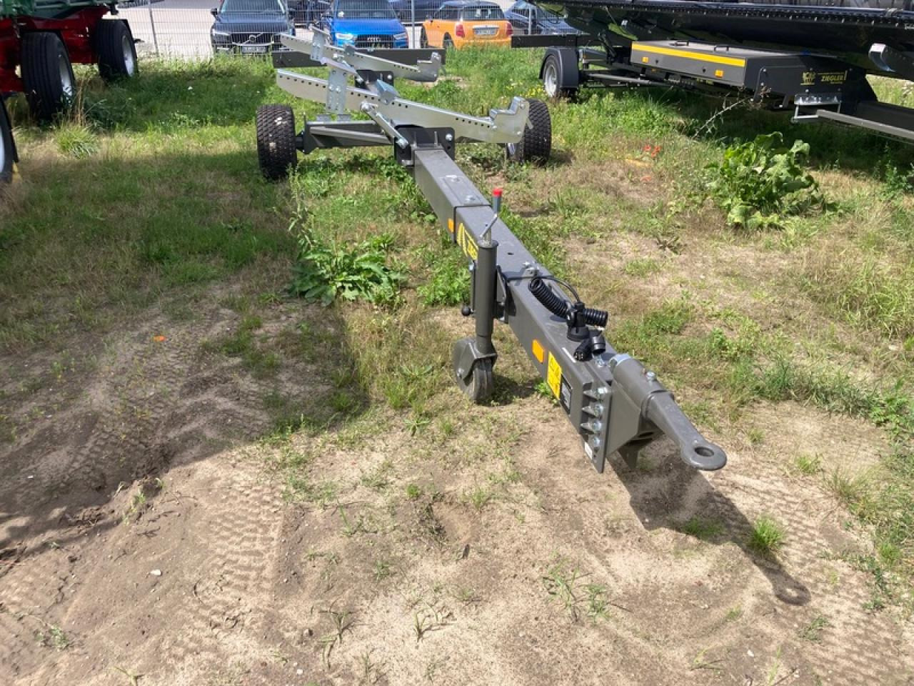 ZIEGLER SCHNEIDWERKSWAGEN AKTION - Cabezal de grano: foto 1 ZIEGLER SCHNEIDWERKSWAGEN AKTION - Cabezal de grano: foto 1