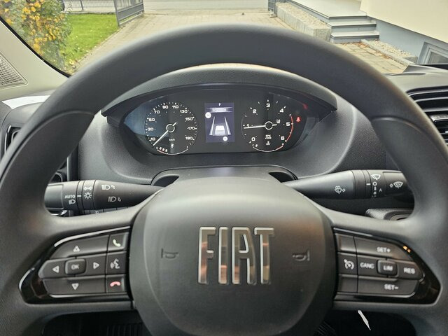 FIAT Ducato 35 Automatik AT L2H2 Voll-LED 260°... - Furgón: foto 5 FIAT Ducato 35 Automatik AT L2H2 Voll-LED 260°... - Furgón: foto 5