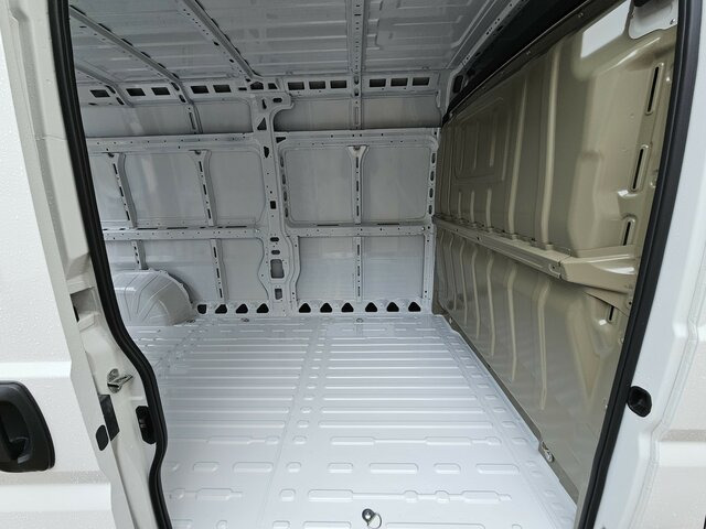 Leasing de FIAT Ducato 35 L3H2 180PS 13m³ Voll-LED 260° CarPlay... FIAT Ducato 35 L3H2 180PS 13m³ Voll-LED 260° CarPlay...: foto 31