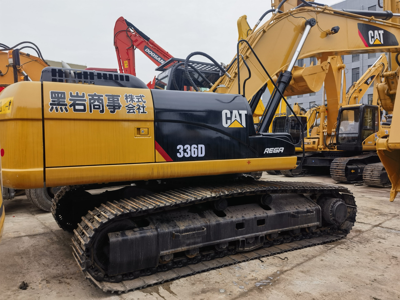 CATERPILLAR 336 D - Excavadora de cadenas: foto 1 CATERPILLAR 336 D - Excavadora de cadenas: foto 1