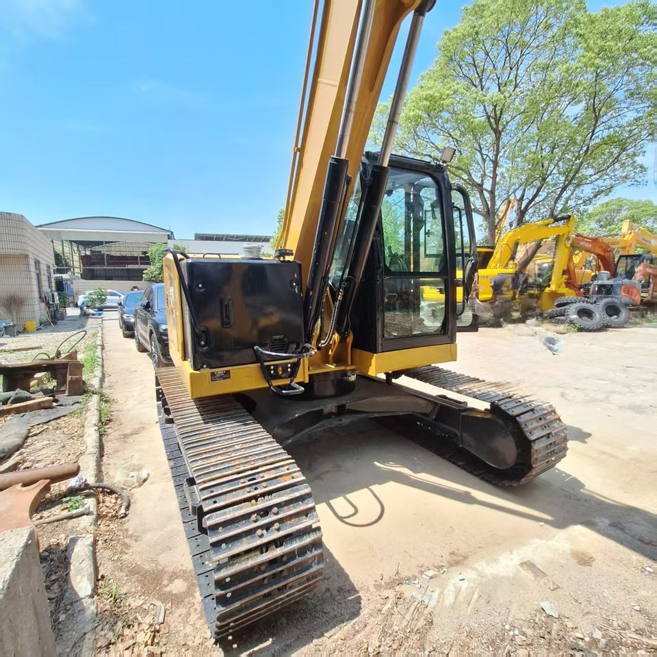 Cat 310 Excavator - Excavadora de cadenas: foto 1 Cat 310 Excavator - Excavadora de cadenas: foto 1