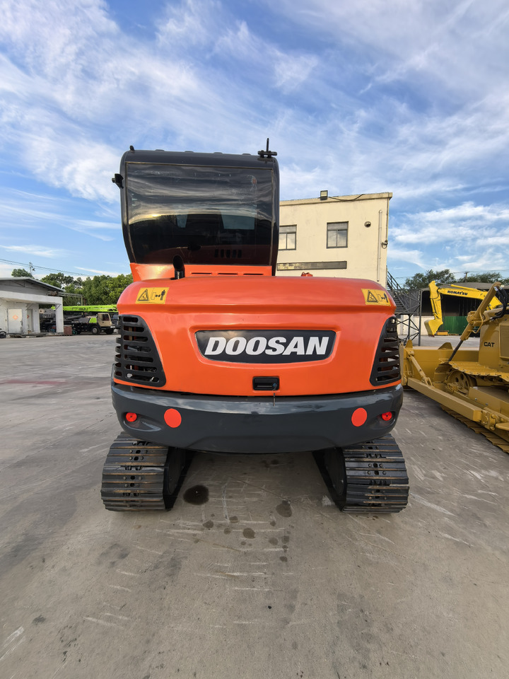 Doosan Dx60 Crawler Excavator - Excavadora de cadenas: foto 1 Doosan Dx60 Crawler Excavator - Excavadora de cadenas: foto 1