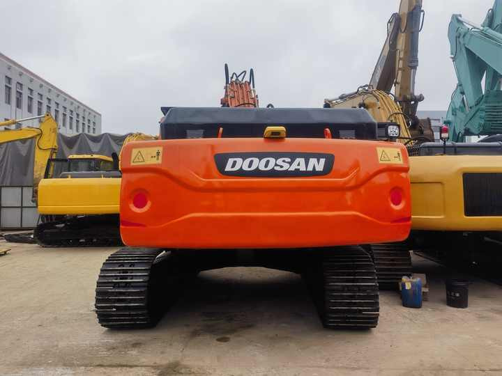 Good Condition Used Excavators Japan Used Excavator DOOSAN DX340LCA Hydraulic Crawler Digger Excavator for Sale - Excavadora de cadenas: foto 2 Good Condition Used Excavators Japan Used Excavator DOOSAN DX340LCA Hydraulic Crawler Digger Excavator for Sale - Excavadora de cadenas: foto 2
