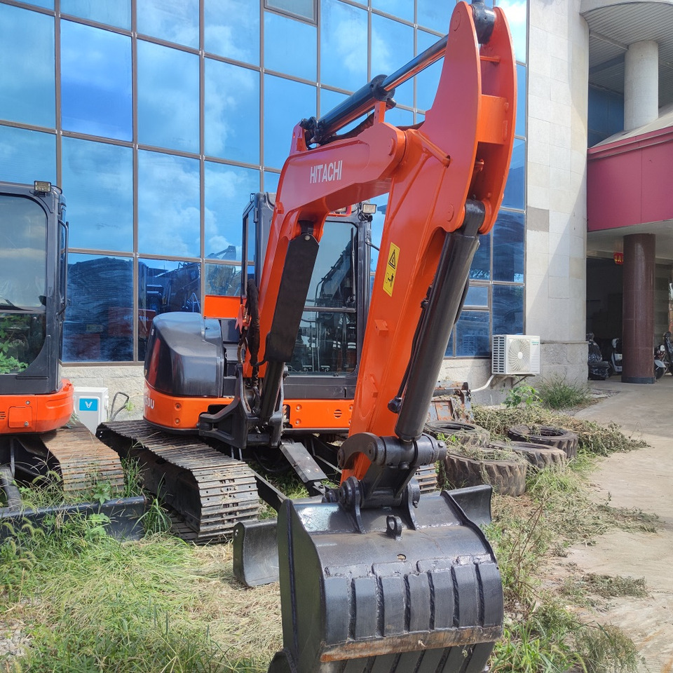 Hitachi ZX50U Excavator - Excavadora de cadenas: foto 2 Hitachi ZX50U Excavator - Excavadora de cadenas: foto 2