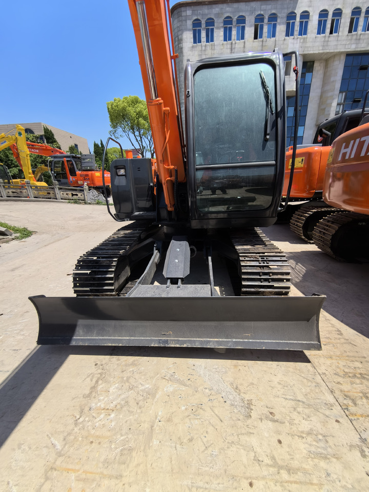 Hitachi ZX70 Excavator - Miniexcavadora: foto 4 Hitachi ZX70 Excavator - Miniexcavadora: foto 4