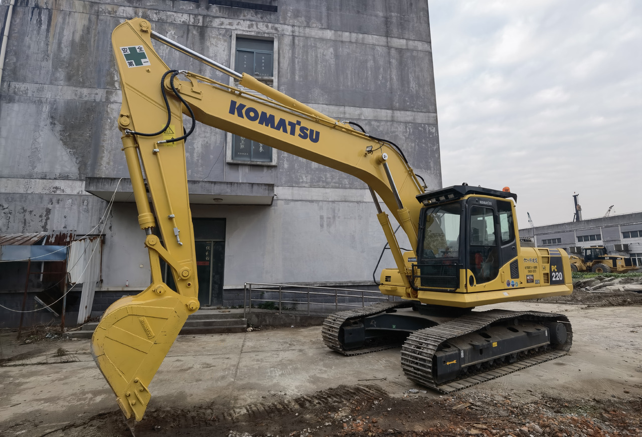 Komatsu PC220-8 Excavator - Excavadora de cadenas: foto 4 Komatsu PC220-8 Excavator - Excavadora de cadenas: foto 4