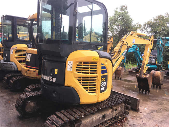 Reasonable price good quality second-hand Komatsu PC30 used Komatsu mini excavator digger for sale - Excavadora de cadenas: foto 2 Reasonable price good quality second-hand Komatsu PC30 used Komatsu mini excavator digger for sale - Excavadora de cadenas: foto 2