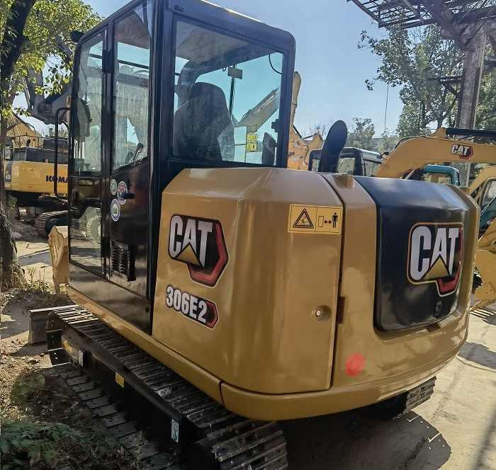 Second Hand Mini Excavator Caterpillar CAT 306e2 Crawler Wheel Excavator 6ton used caterpillar 306e2 crawler excavator in stock - Excavadora de cadenas: foto 4 Second Hand Mini Excavator Caterpillar CAT 306e2 Crawler Wheel Excavator 6ton used caterpillar 306e2 crawler excavator in stock - Excavadora de cadenas: foto 4