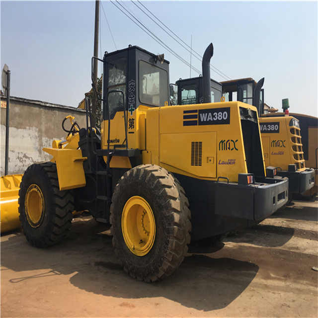 Second hand wheel loader Komatsu used Wheel loader WA320-3 WA320-1 WA380-3 cheap for sale - Cargadora de ruedas: foto 4 Second hand wheel loader Komatsu used Wheel loader WA320-3 WA320-1 WA380-3 cheap for sale - Cargadora de ruedas: foto 4