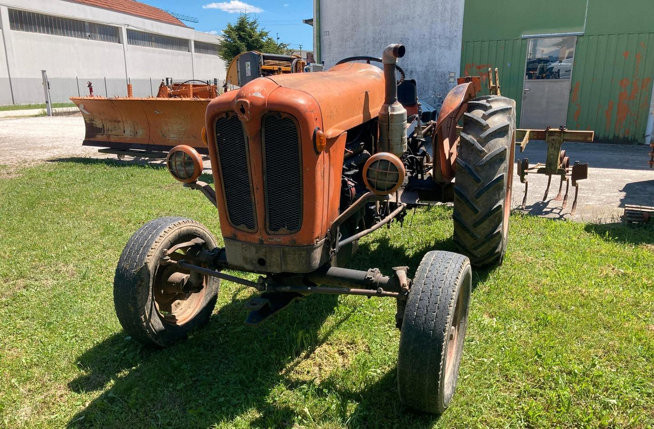 FIAT 411R - Tractor: foto 2 FIAT 411R - Tractor: foto 2
