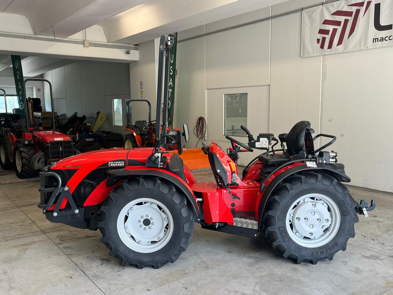 ANTONIO CARRARO INFINITY SR 7600 - Tractor: foto 3 ANTONIO CARRARO INFINITY SR 7600 - Tractor: foto 3