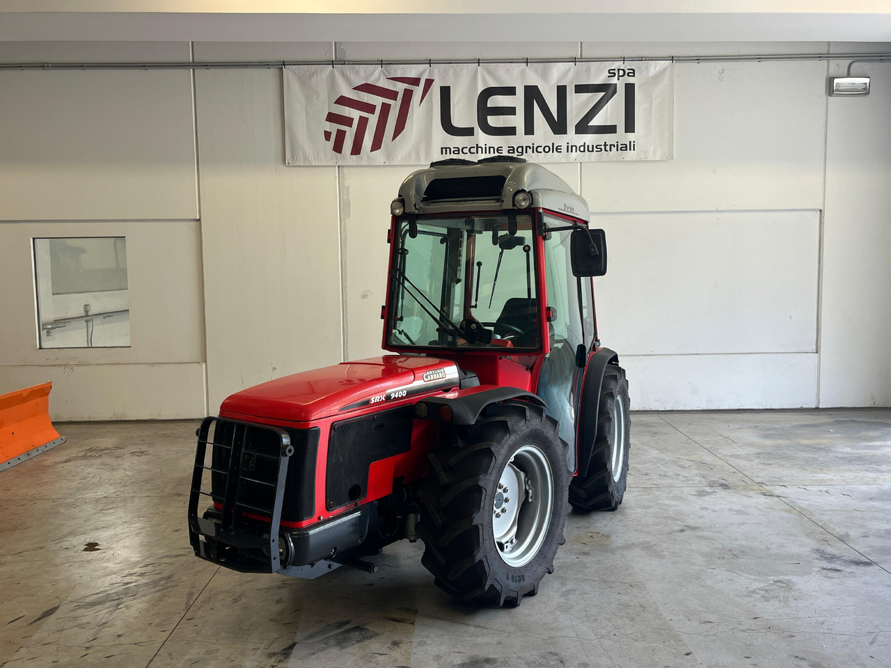 ANTONIO CARRARO SRX 9400 - Tractor: foto 1 ANTONIO CARRARO SRX 9400 - Tractor: foto 1