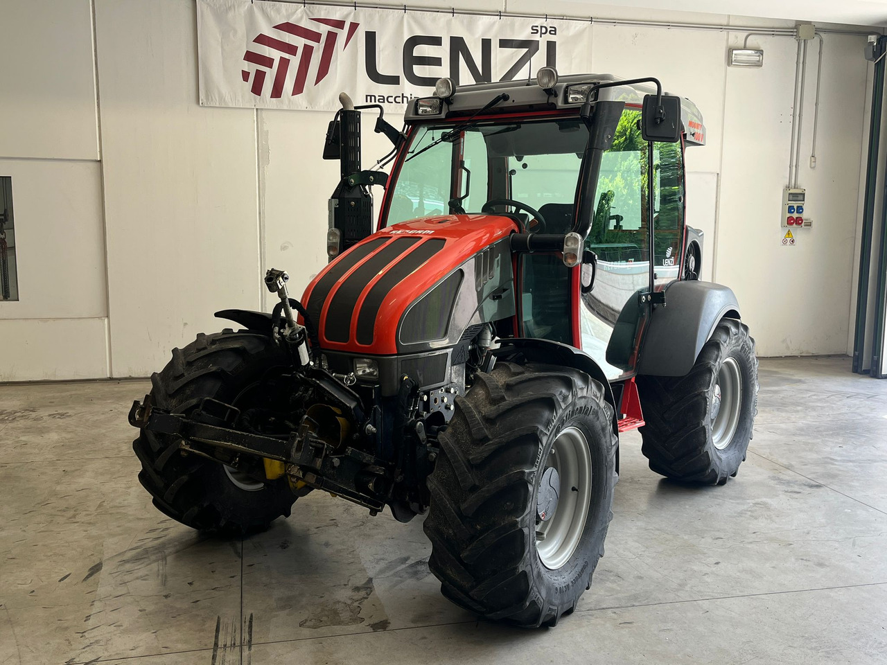 TRATTORE REFORM MOUNTY 100 V - Tractor: foto 2 TRATTORE REFORM MOUNTY 100 V - Tractor: foto 2