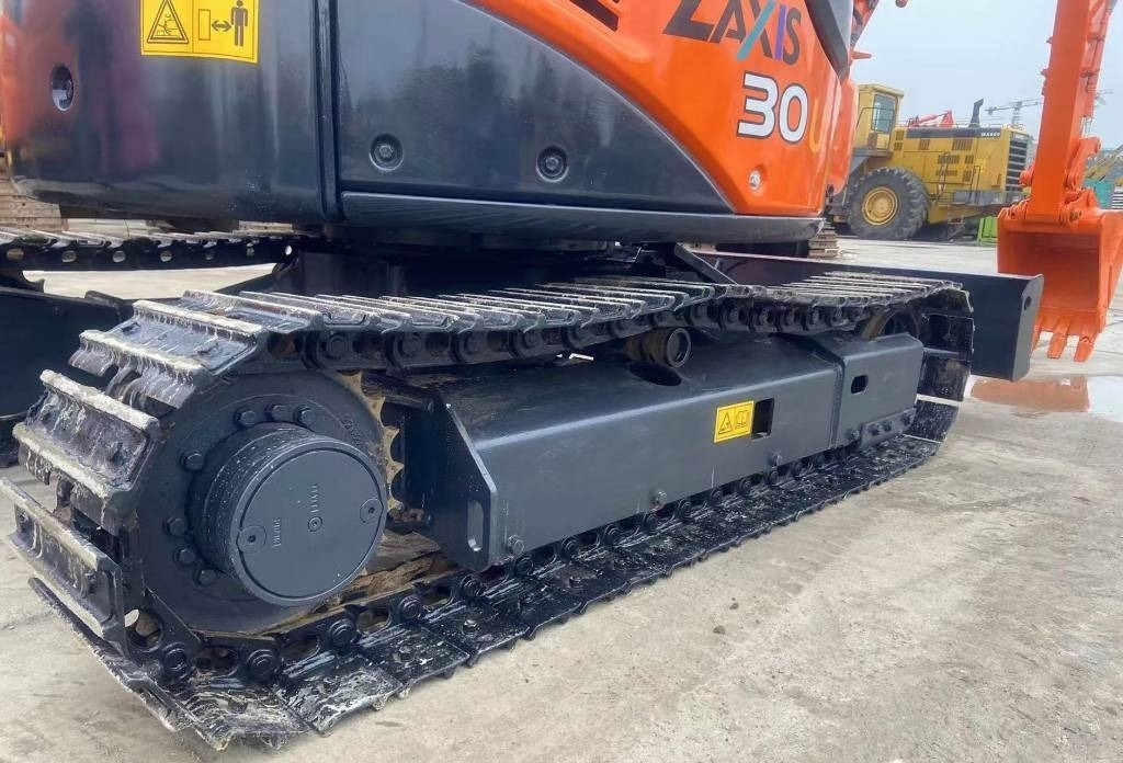 Hitachi 30 - Excavadora de cadenas: foto 5 Hitachi 30 - Excavadora de cadenas: foto 5