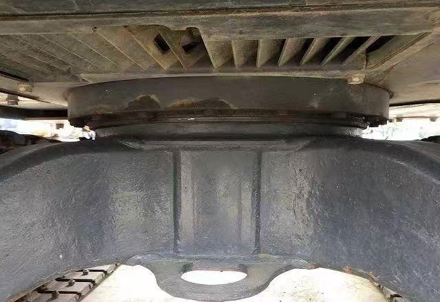 Hitachi 30 - Excavadora de cadenas: foto 3 Hitachi 30 - Excavadora de cadenas: foto 3