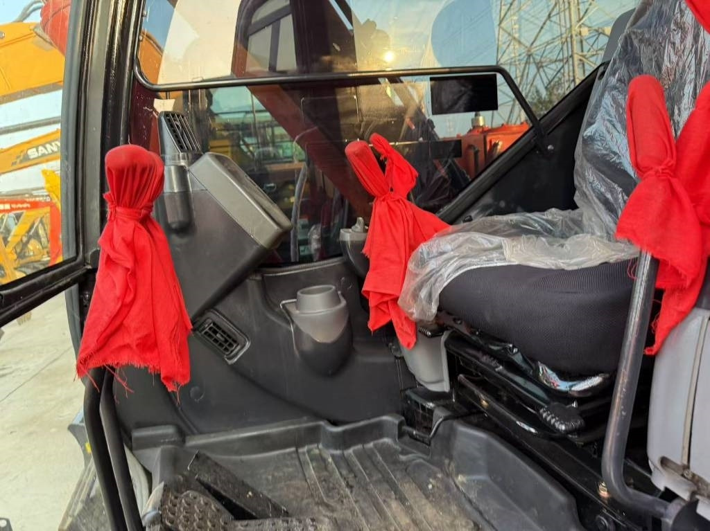 Hitachi 70 - Excavadora de cadenas: foto 3 Hitachi 70 - Excavadora de cadenas: foto 3