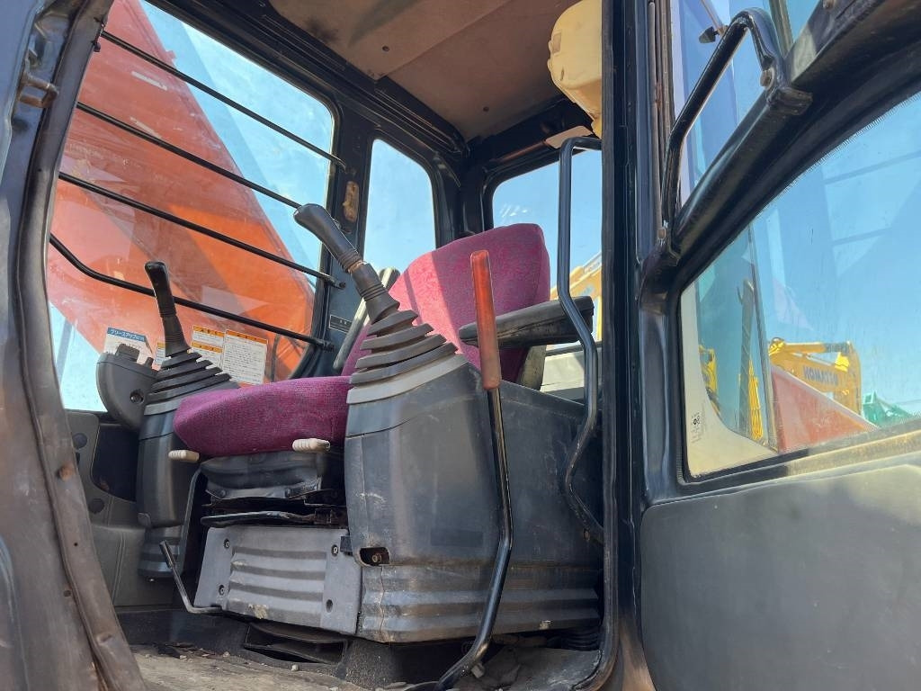 Excavadora de cadenas Hitachi ZX 350: foto 7