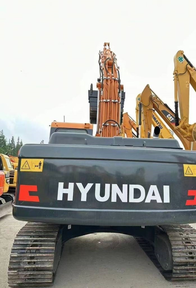 Hyundai 220 - Excavadora de cadenas: foto 5 Hyundai 220 - Excavadora de cadenas: foto 5