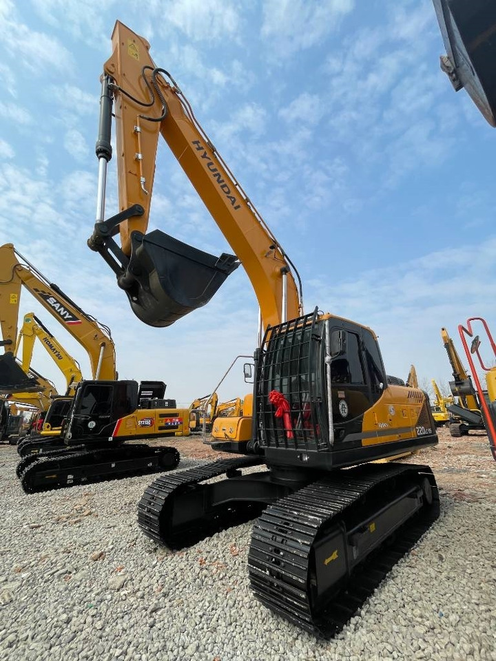 Hyundai R 220-9 S - Excavadora de cadenas: foto 5 Hyundai R 220-9 S - Excavadora de cadenas: foto 5