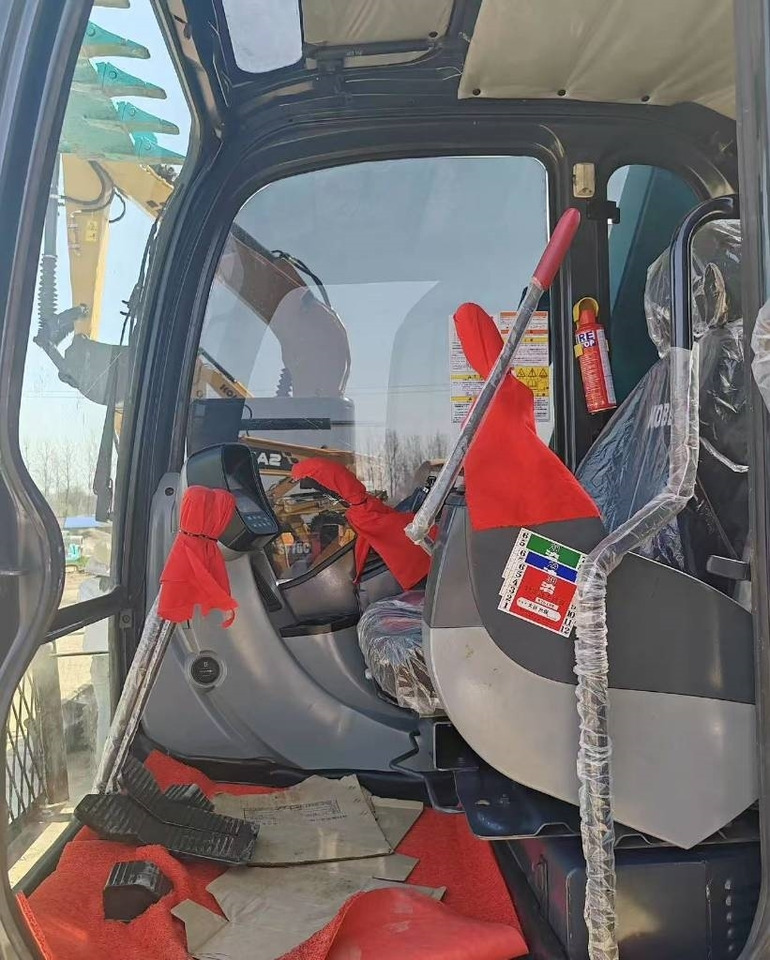 Kobelco 75 - Excavadora de cadenas: foto 4 Kobelco 75 - Excavadora de cadenas: foto 4