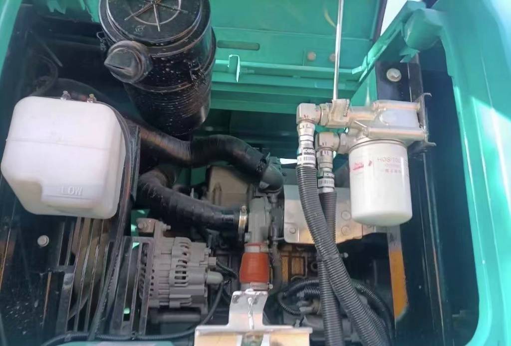 Kobelco 75 - Excavadora de cadenas: foto 2 Kobelco 75 - Excavadora de cadenas: foto 2