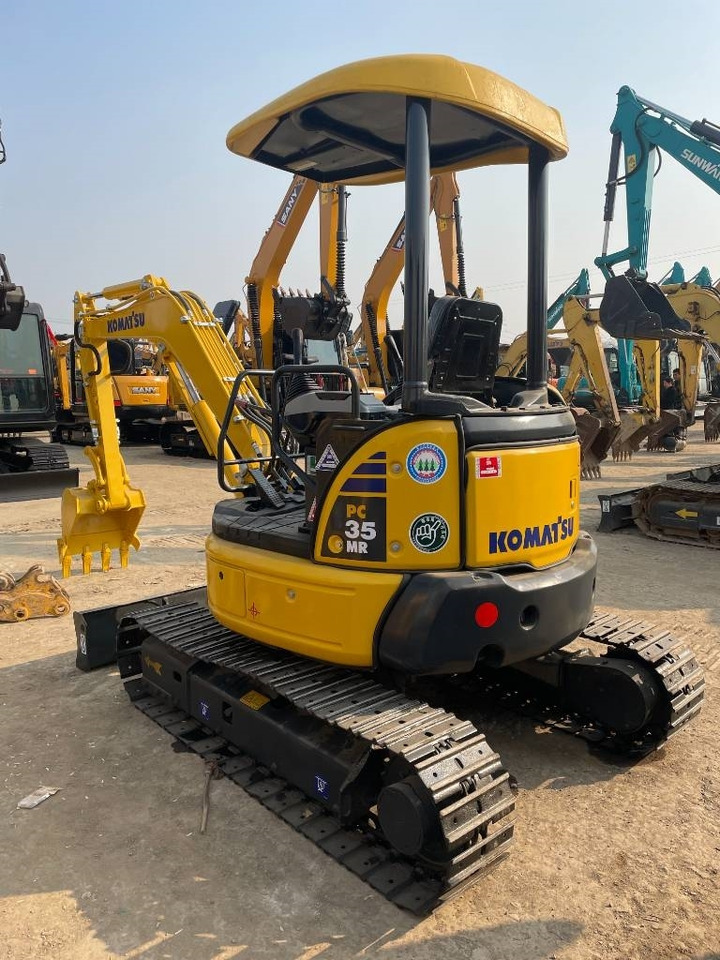 Komatsu PC 35 - Miniexcavadora: foto 4 Komatsu PC 35 - Miniexcavadora: foto 4