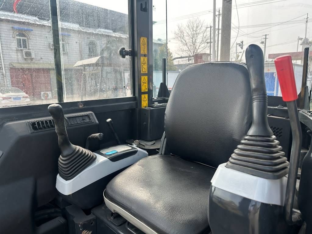 Komatsu PC 40 - Miniexcavadora: foto 4 Komatsu PC 40 - Miniexcavadora: foto 4