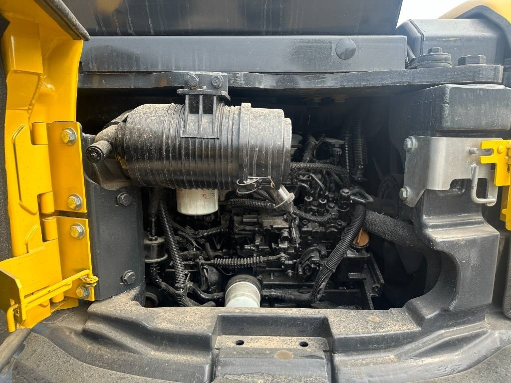 Komatsu PC 40 - Miniexcavadora: foto 3 Komatsu PC 40 - Miniexcavadora: foto 3