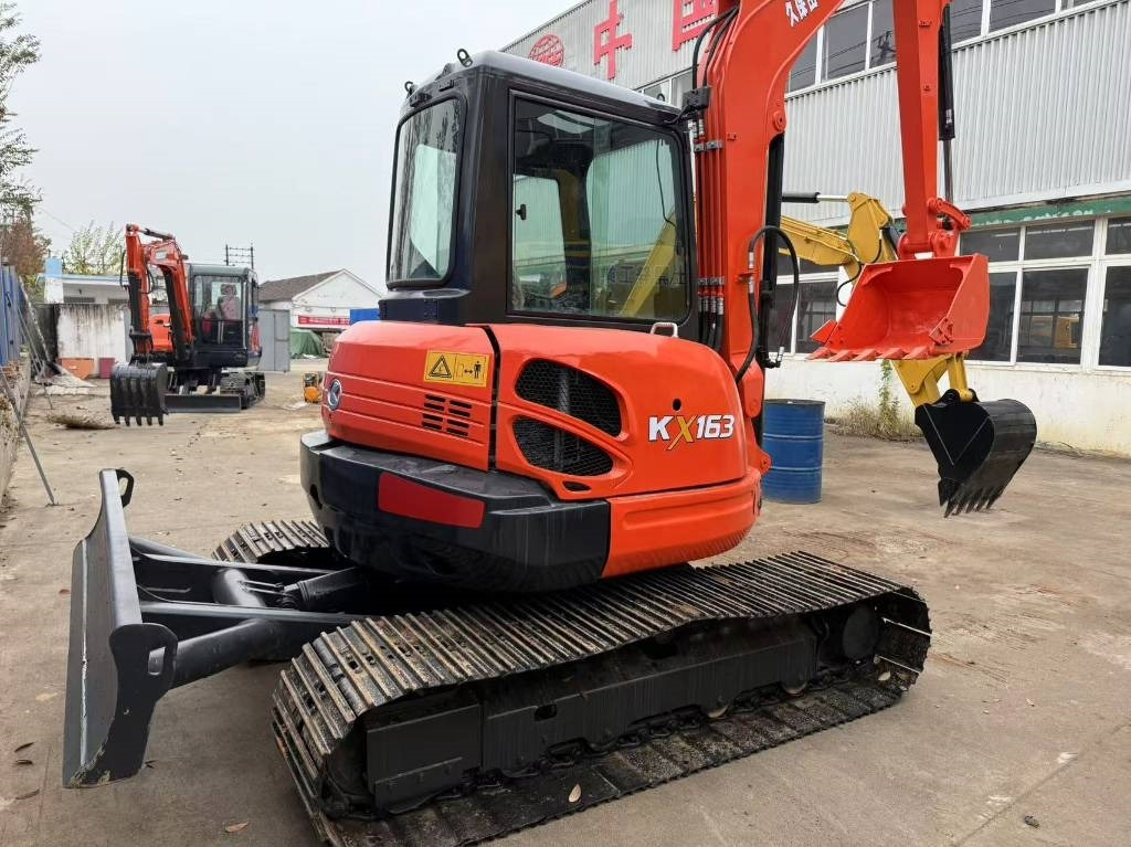 Kubota 163 - Excavadora de cadenas: foto 4 Kubota 163 - Excavadora de cadenas: foto 4