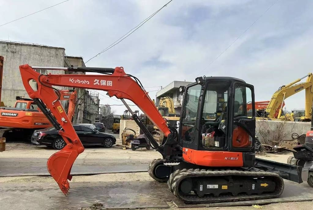 Kubota 163 - Excavadora de cadenas: foto 1 Kubota 163 - Excavadora de cadenas: foto 1