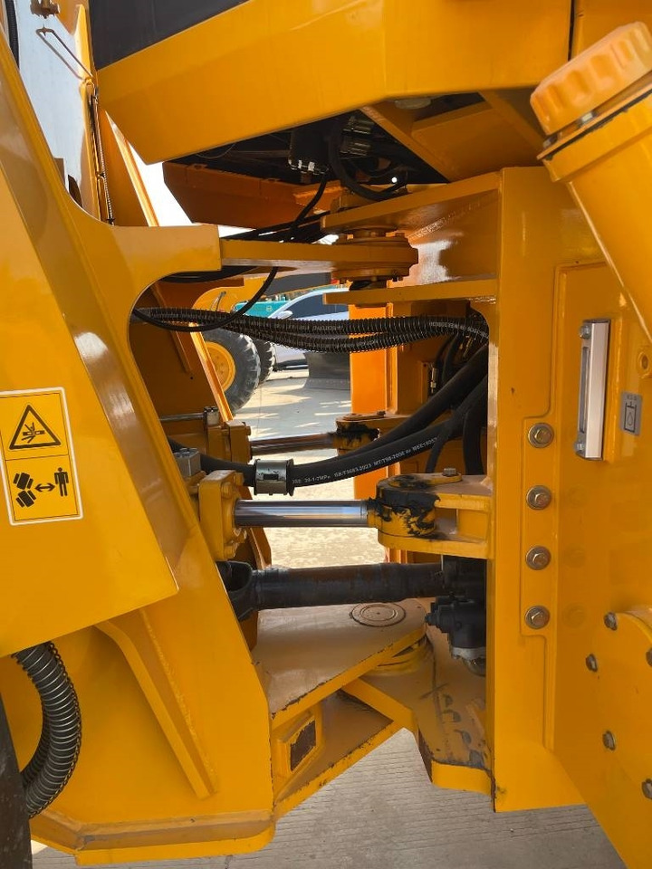 Liugong 856 H - Excavadora de cadenas: foto 3 Liugong 856 H - Excavadora de cadenas: foto 3