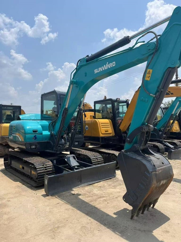 Sunward 70 - Excavadora de cadenas: foto 5 Sunward 70 - Excavadora de cadenas: foto 5