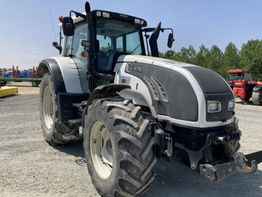 Valtra T 152 - Tractor: foto 4 Valtra T 152 - Tractor: foto 4