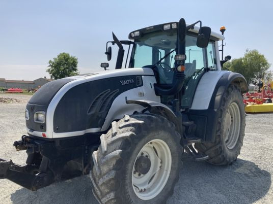 Valtra T 152 - Tractor: foto 1 Valtra T 152 - Tractor: foto 1