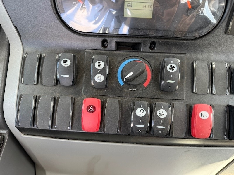 Retroexcavadora CAT 424: foto 15 Retroexcavadora CAT 424: foto 15