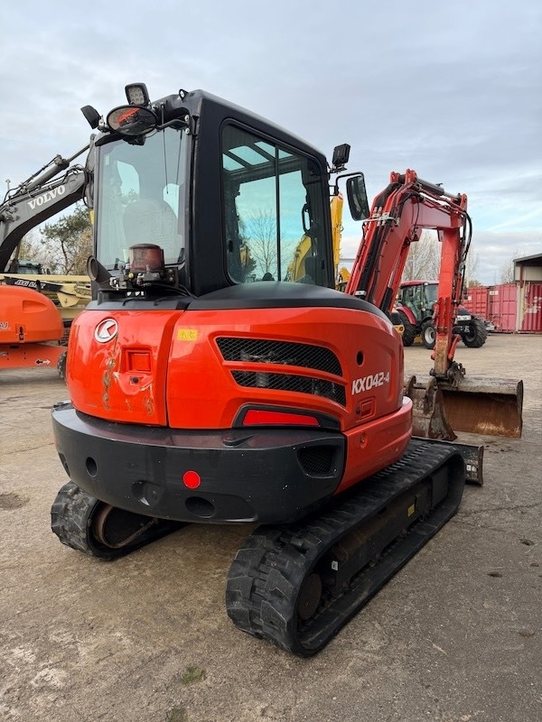 Kubota KX 042-4 - Miniexcavadora: foto 4 Kubota KX 042-4 - Miniexcavadora: foto 4