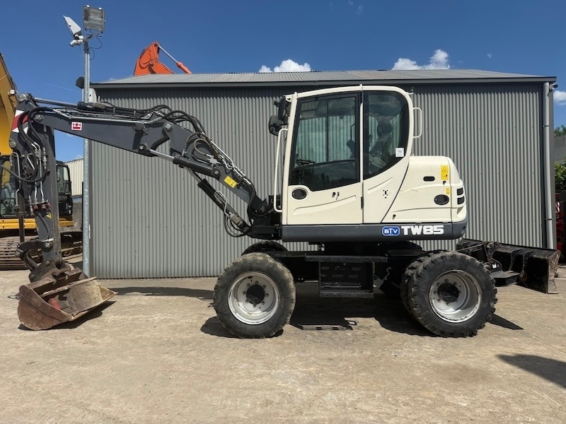 Terex TW 85 - Excavadora de ruedas: foto 1 Terex TW 85 - Excavadora de ruedas: foto 1