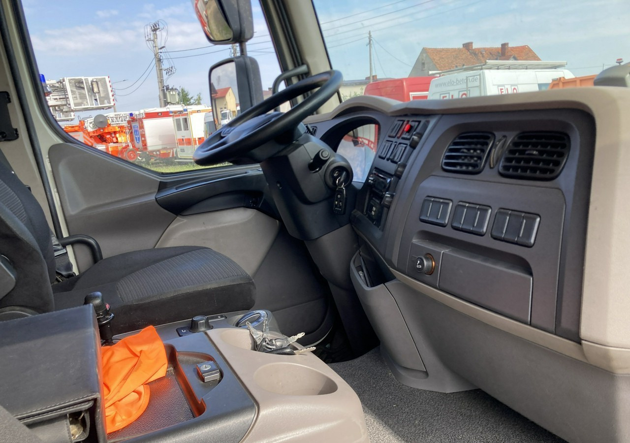 Furgoneta frigorifica DAF Inny DAF DAF LF210FA Chłodnia Konvekta Hydro klapa 2014: foto 7